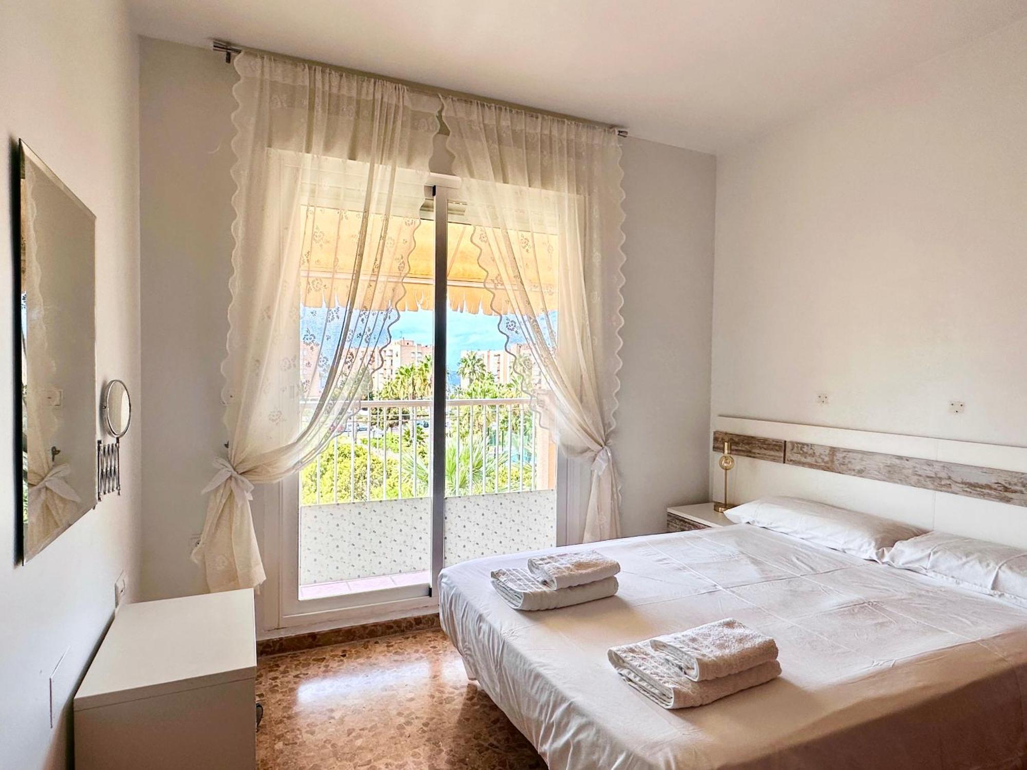 Genial Piso En Salobrena Parking Incluido Y Wifi Apartment Exterior photo